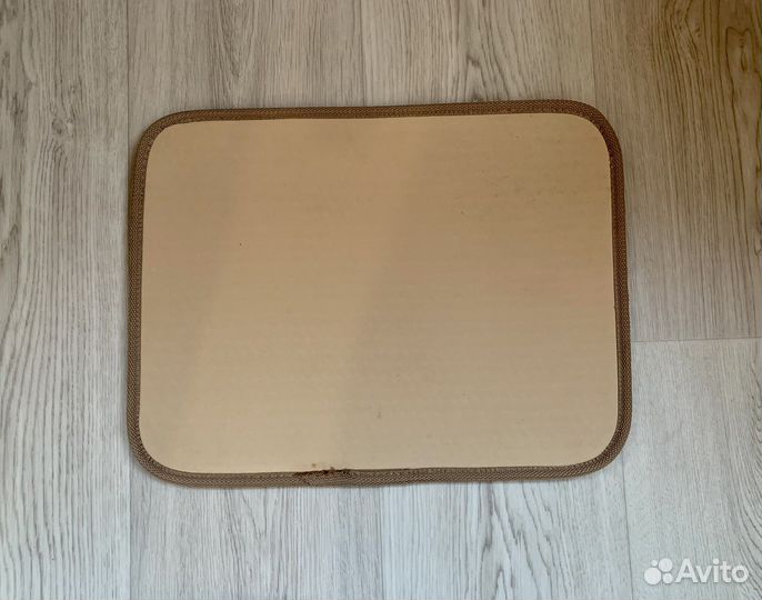 Коврик под миску 30х40