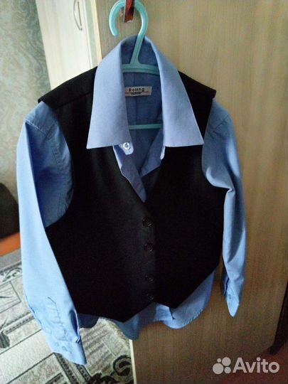 Рубашка и жилет 122 р