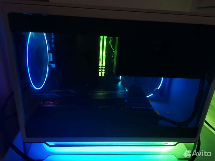 Корпус InWin a1 prime для mini itx с бп 750 Вт