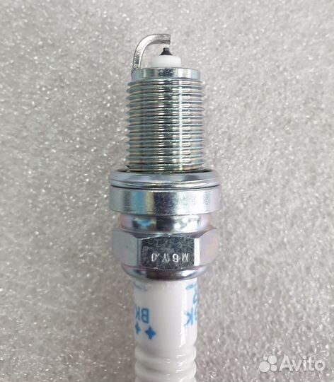 Свеча зажигания NGK BKR6EP-8 