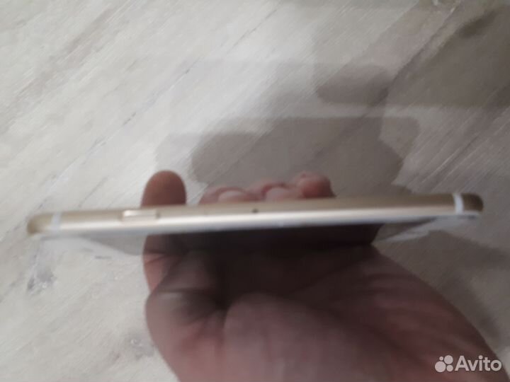 iPhone 6S, 32 ГБ