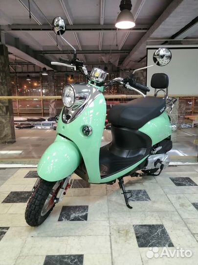 Скутер Vento Retro 150 cc