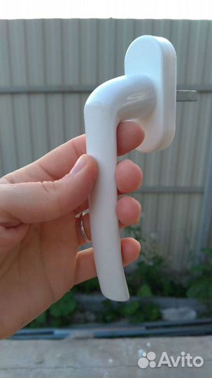 Ручки оконные