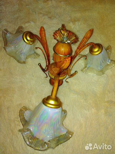 Люстра трехрожковая