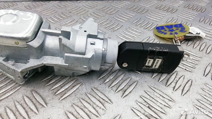 Замок зажигания на Mazda 3 1