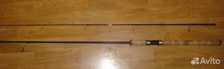 Продам спиннинг shimano beastmaster