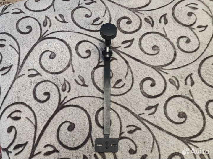 Струбцина для датчика эхолота