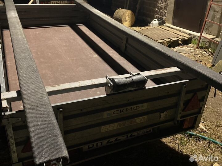 Кронштейн на дышло прицепа, ложемент,килевой ролик