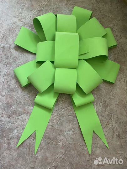 Большой подарочный бант на машину