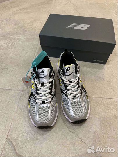 Кроссовки NB 530 Silver Yellow
