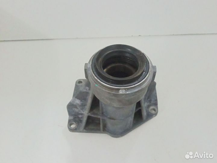 Опорный кронштейн BMW F10 N20 N55