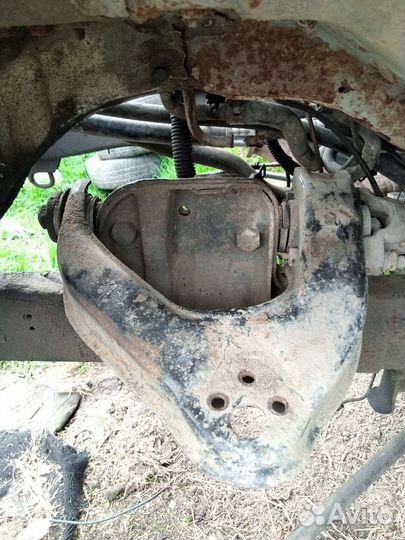 Рычаг верхний левый Hyundai starex