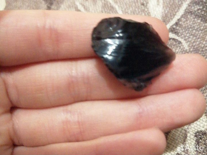Обседиан вулканичнский