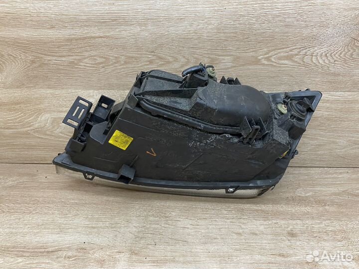 Фара передняя правая Ford Mondeo 3 143119