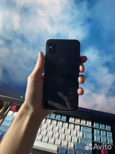 iPhone X, 64 ГБ