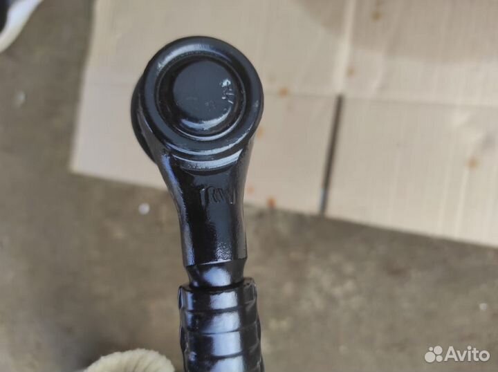 Тяга рулевая центральная mercedes 124