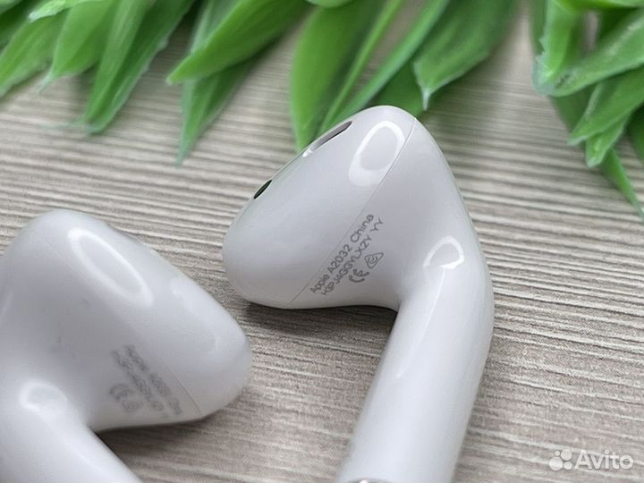 AirPods 2 новые, запечатанные (лучшая копия)