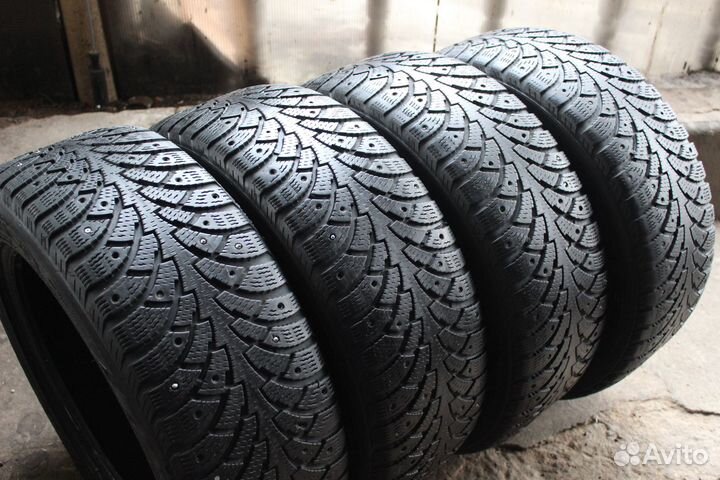 Nokian Tyres Hakkapeliitta 4 205/55 R16 84T
