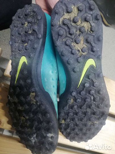 Футбольные бутсы Nike 43