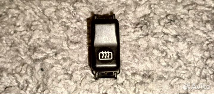 Кнопка обогрева заднего стекла для Mercedes W124