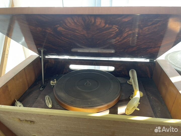 Радиола Латвия