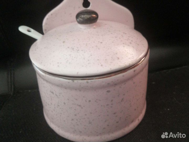 Банка для сыпучих продуктов