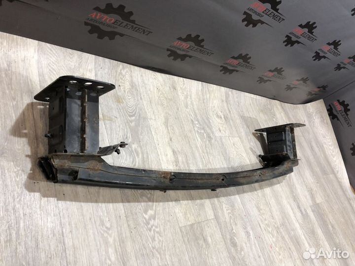 Усилитель переднего бампера Ford Fusion