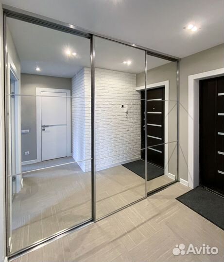 Шкаф купе Встроенный