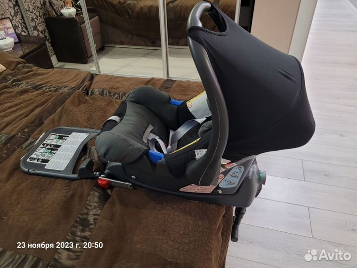 Детское автокресло от 0 britax с базой, новое