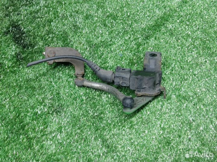 Датчик VW Passat B7