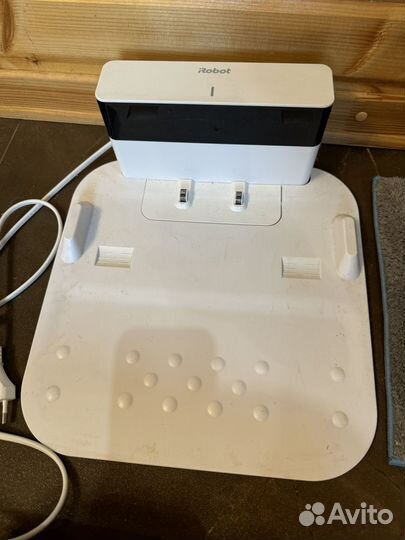 Моющий робот- пылесос Irobot jet m6