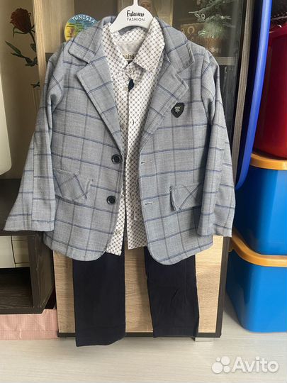 Костюм для мальчика тройка