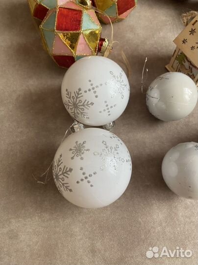 Елочные игрушки