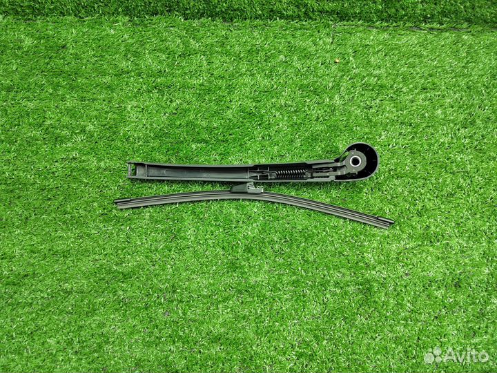 Поводок заднего стеклоочистителя Volkswagen Tiguan