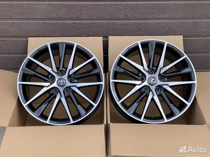 Диски литые Toyota Lexus R18 5x114.3 Black Machine