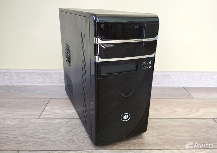 Игровой Xeon E5-2650 V2 / 32gb / SSD+HDD / RX 574