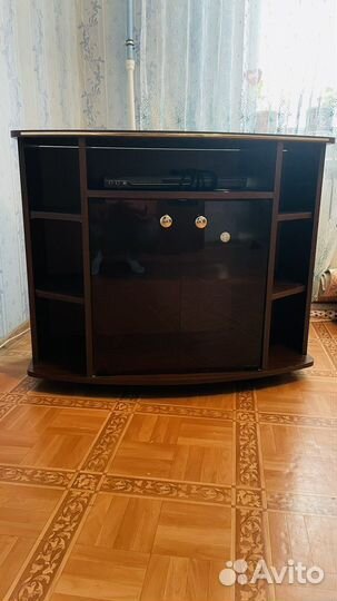 Тумба под телевизор