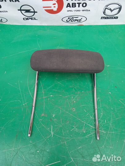 Подголовник задний средний Opel Astra H