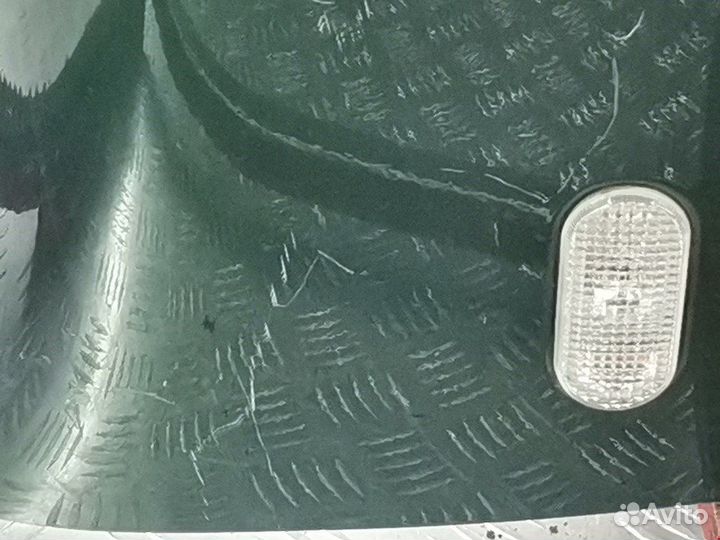 Крыло переднее правое для Volkswagen Golf 4