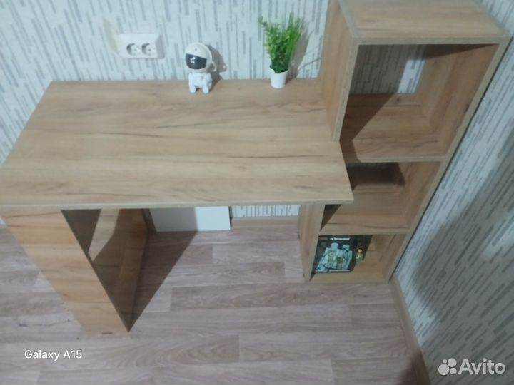 Компьютерный стол новый