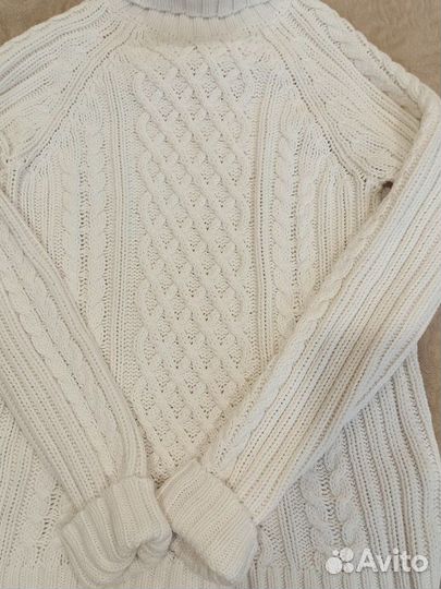 Свитер размер S