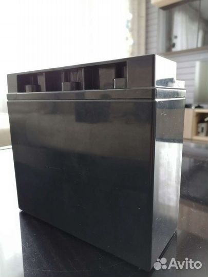 Аккумуляторная батарея Delta DT 1218 (12V / 18Ah)