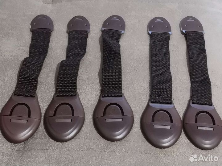 Держатель для полок