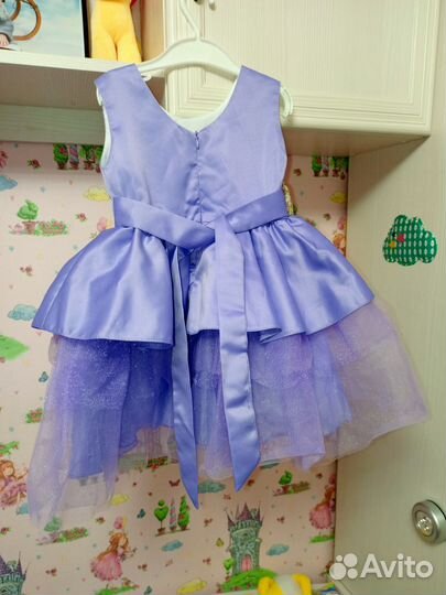 Платье на девочку 110