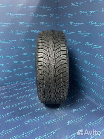 Hankook Winter I'Cept iZ 2 W616 225/55 R16 99T