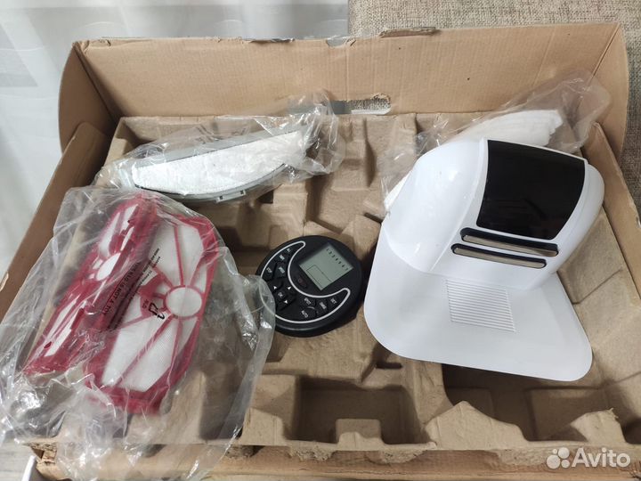 Робот пылесос Clever&Clean