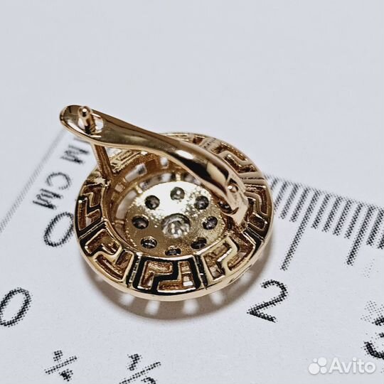 Золотые серьги