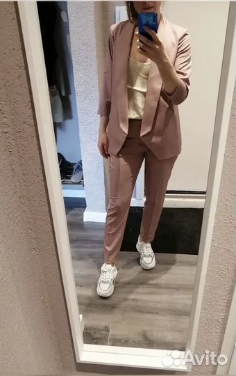 Брючный костюм женский 48