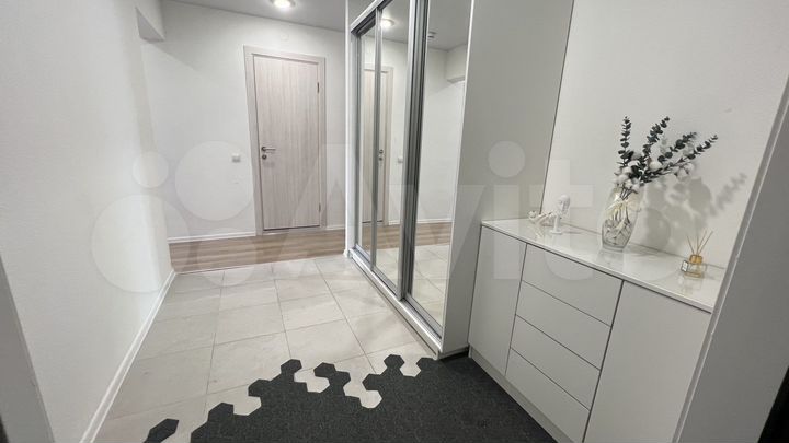 3-к. квартира, 79,8 м², 16/17 эт.