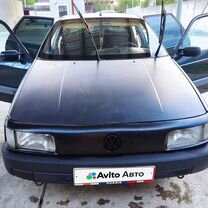 Volkswagen Passat 1.6 MT, 1993, 337 000 км, с пробегом, цена 230 000 руб.